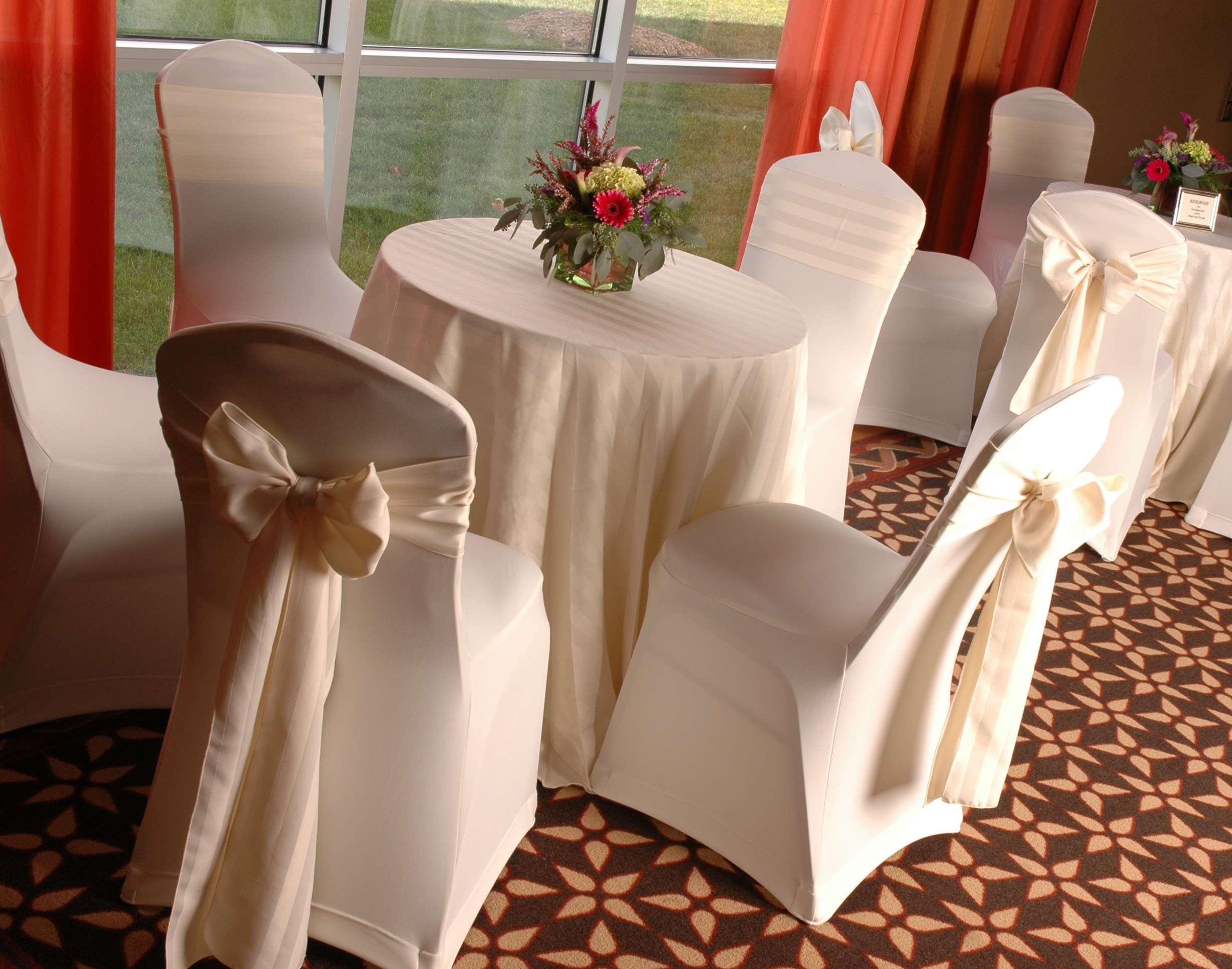 Doubletree By Hilton Bay City - Riverfront Restaurant foto