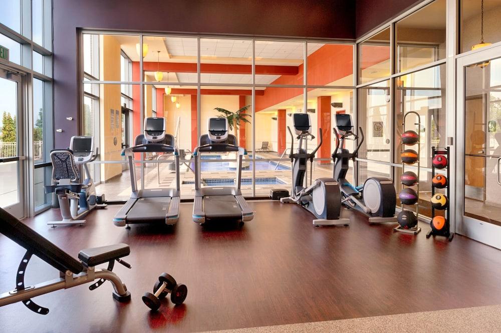 Doubletree By Hilton Bay City - Riverfront Buitenkant foto
