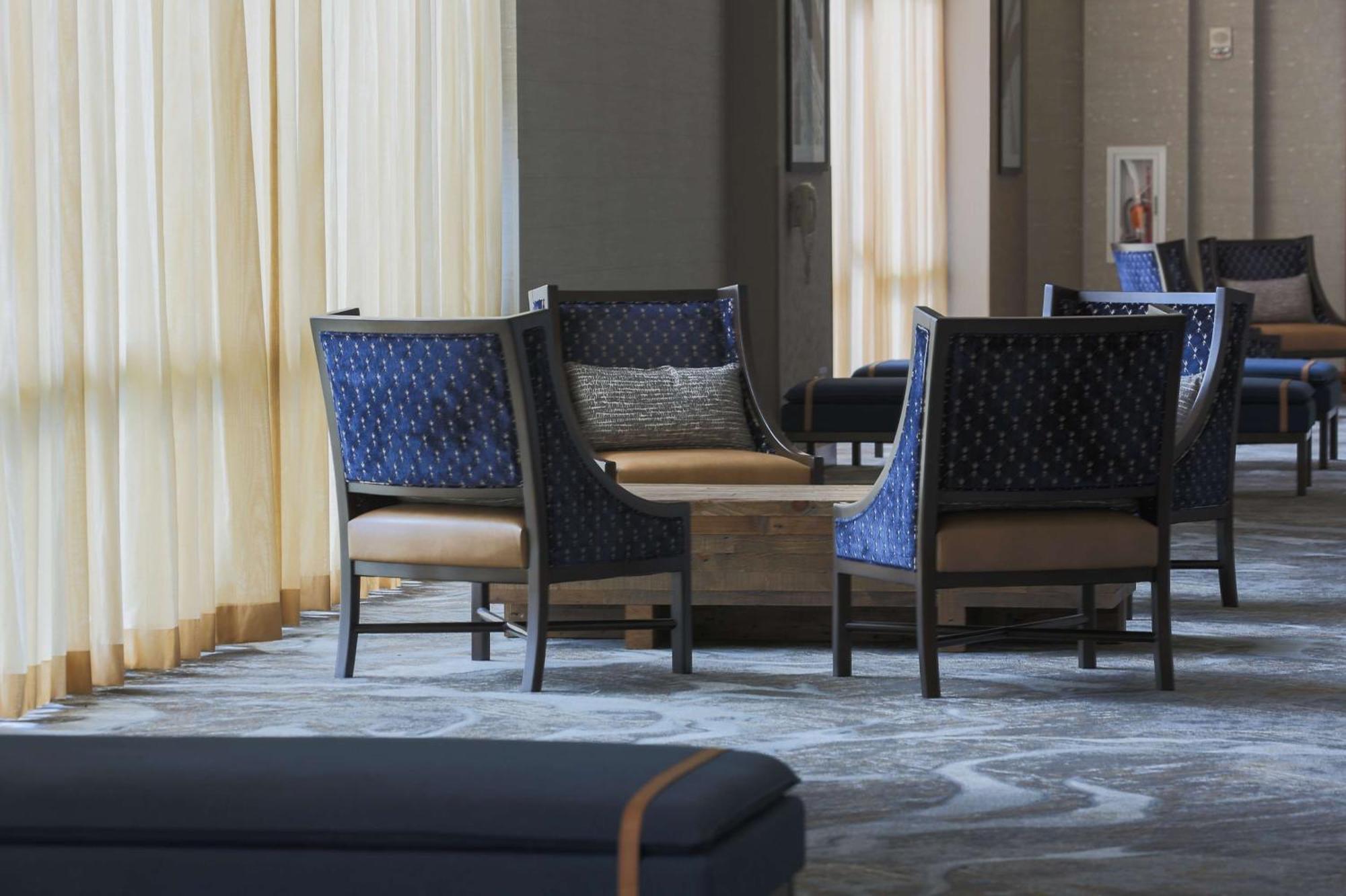 Doubletree By Hilton Bay City - Riverfront Buitenkant foto