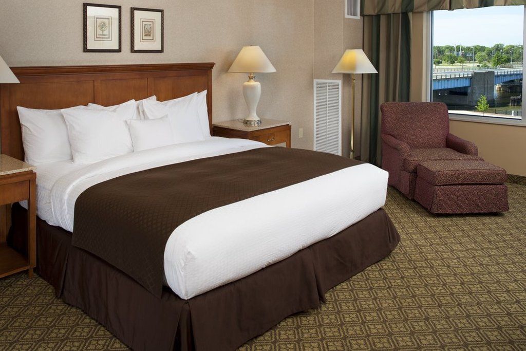 Doubletree By Hilton Bay City - Riverfront Kamer foto